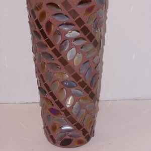 CERAMIC POTTERY VASE